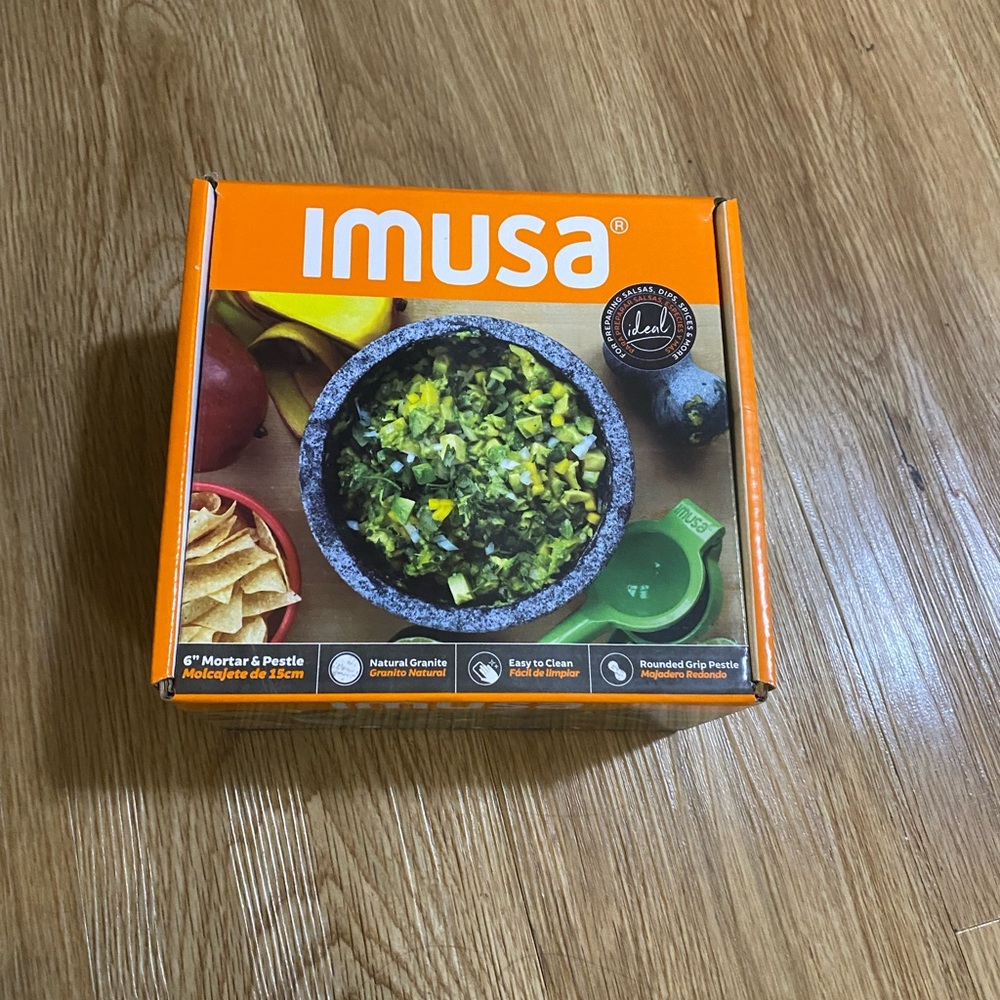 Imusa mortar and pestle